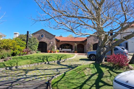 VENTA DE CASA LOMAS DE CARRASCO LA TAHONA
