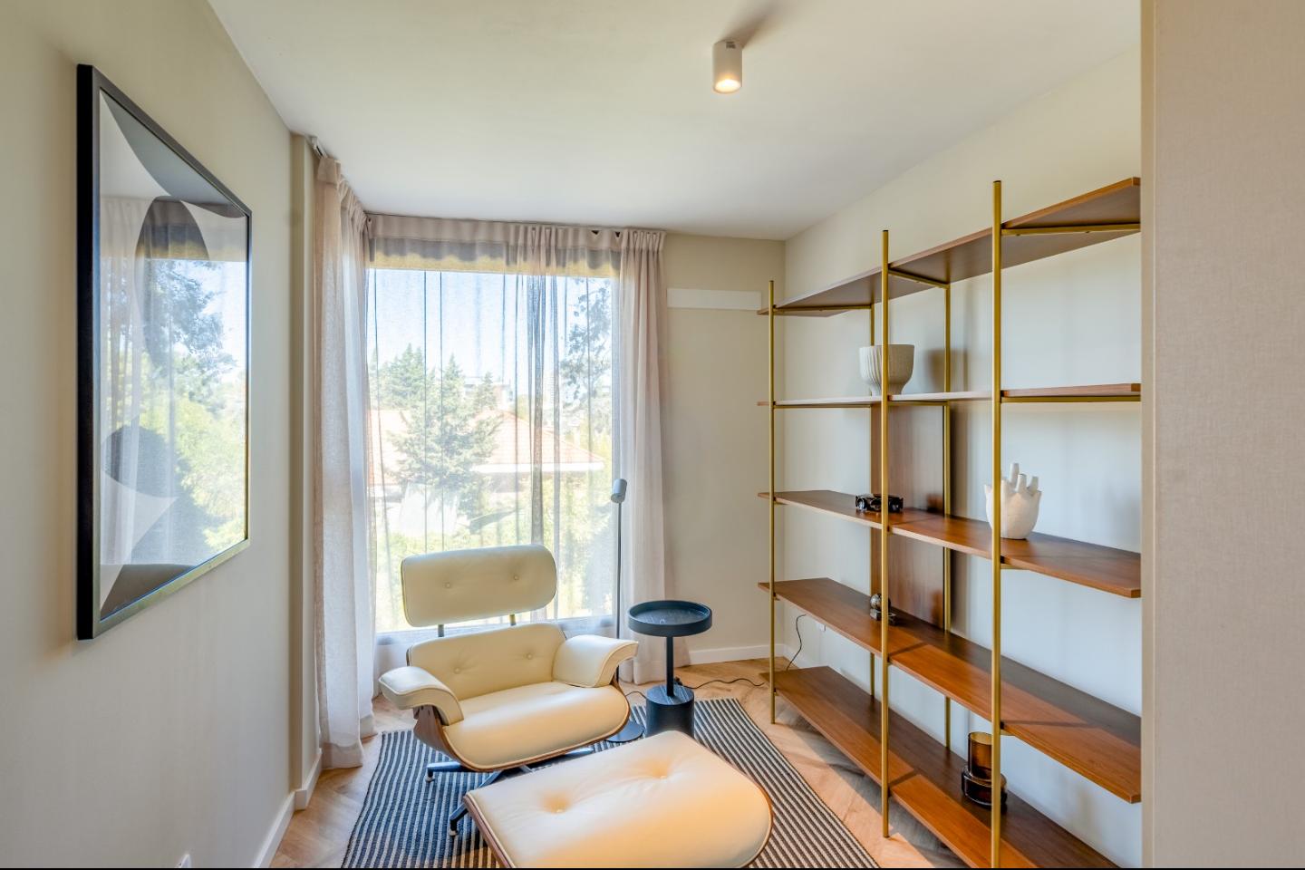 Image 18